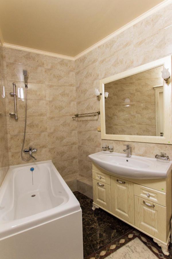 Residential Сomplex Central 270 الماتي المظهر الخارجي الصورة